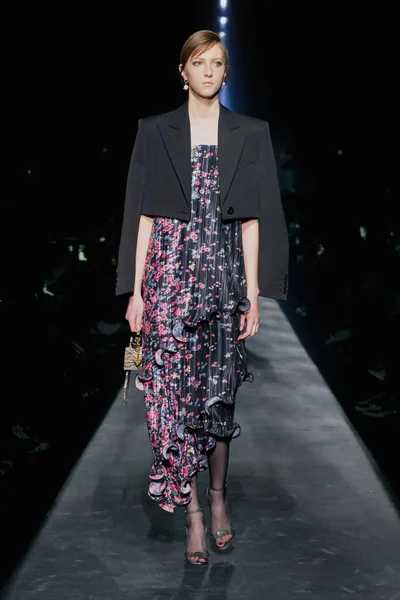 Look 52